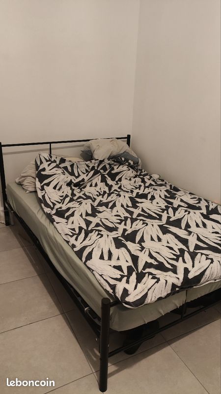 Lit + matelas (image 1)