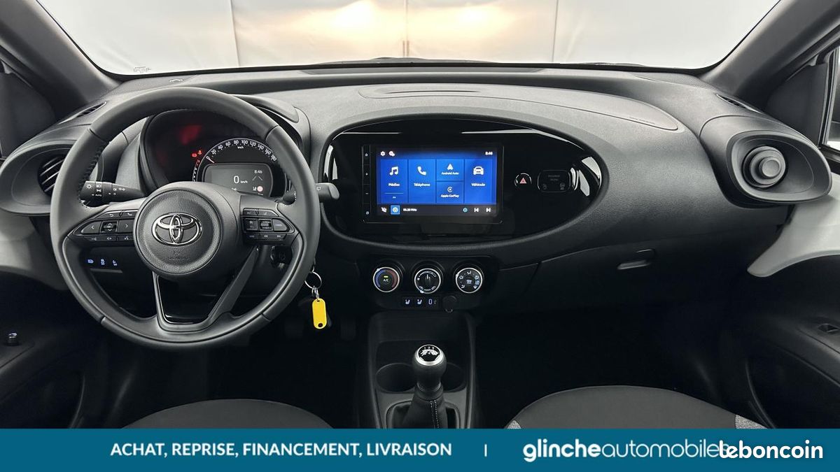 Toyota aygo x 1.0 VVT-i 72ch Dynamic (image 7)