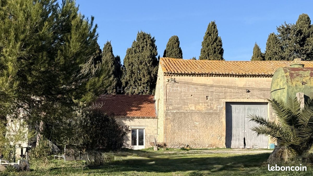 Maison 5 pièces 217 m² · à Fontvieille · 217 m² · 795 000 €
