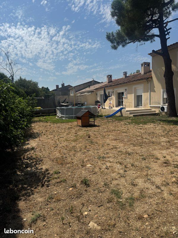 Maison 7 pièces 130 m² · à Laudun-l'Ardoise · 130 m² · 275 000 €