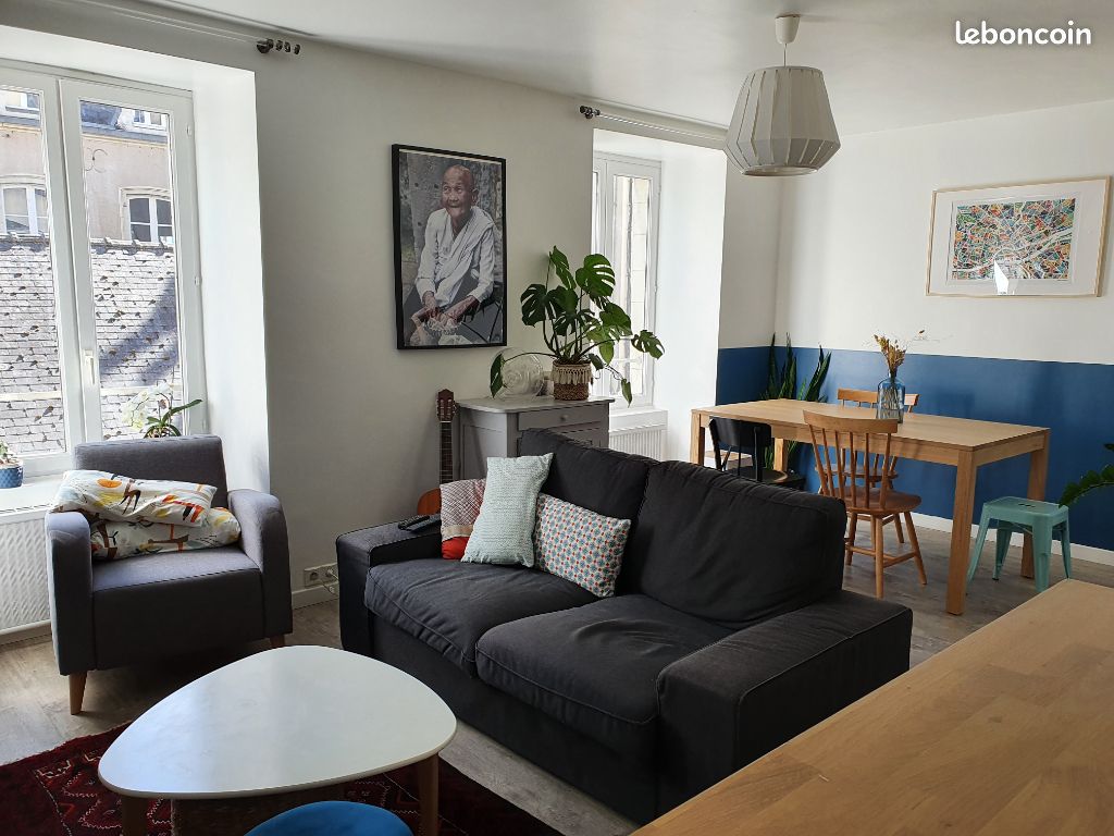 Appartement 4 pièces 80 m² · à Laval · 80 m² · 720 €
