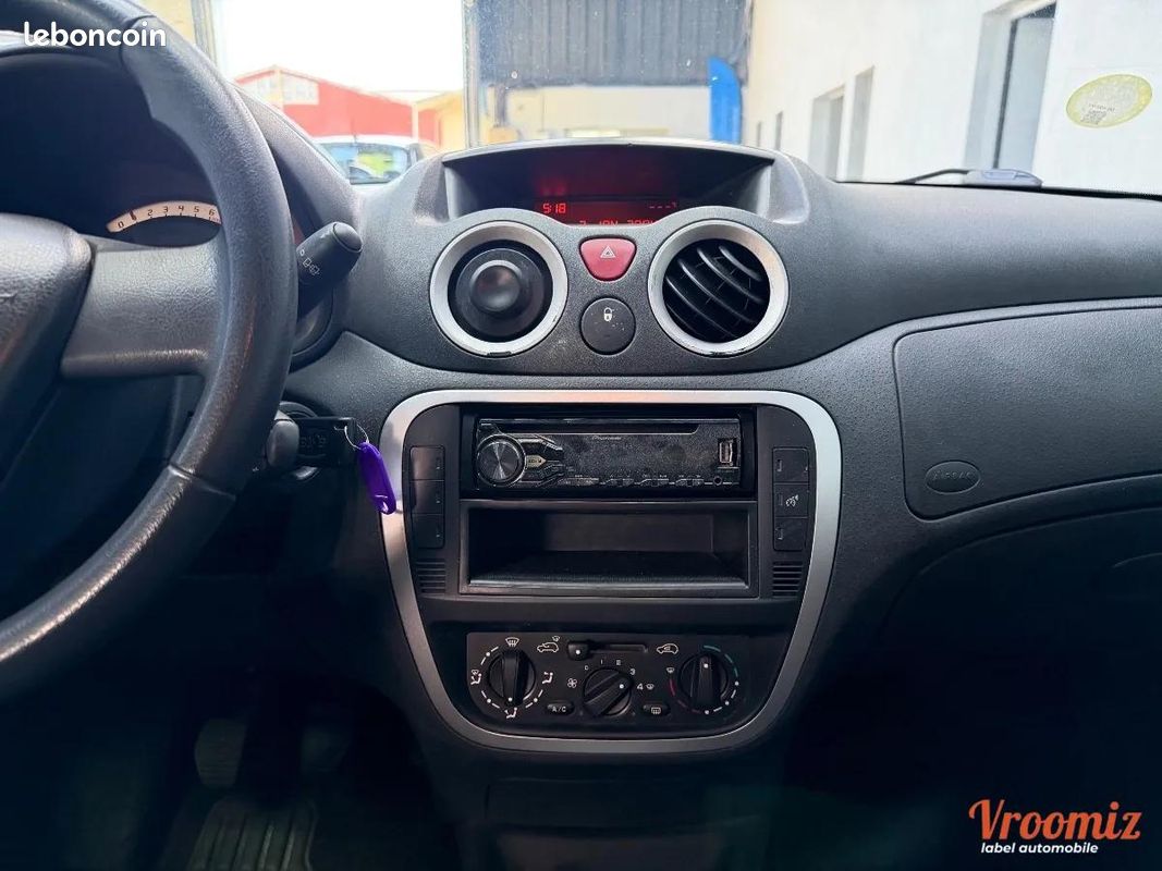 Citroen C3 1.4 75 CV PACK CLIM garantie 12 mois (image 11)