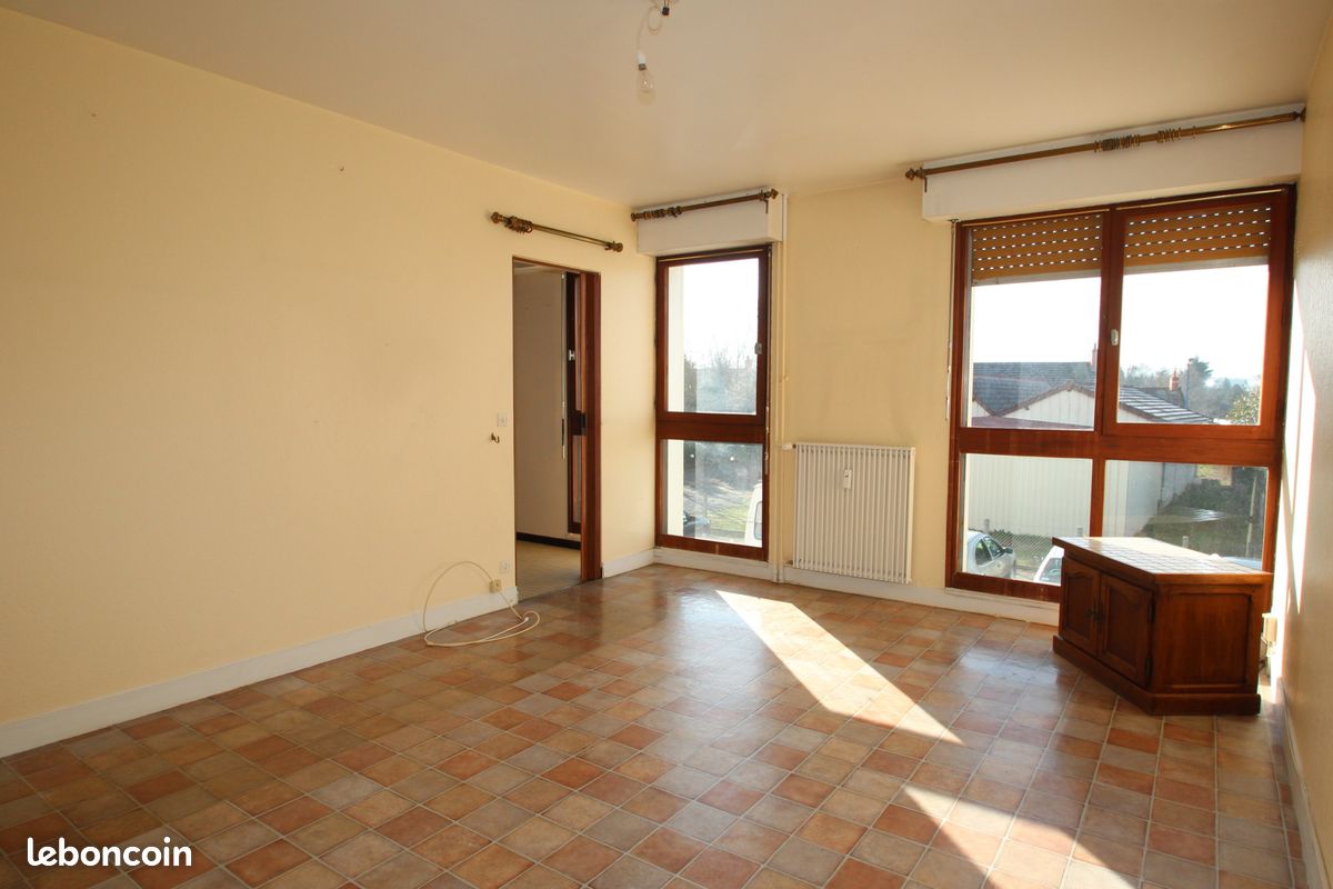 Appartement 2 pièces 53 m² · à Decize · 53 m² · 532 €/mois