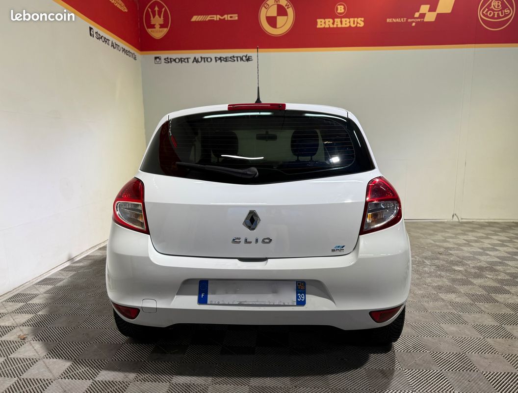 Clio 1.2 75 cv ( visio et livraison possible ) (image 3)