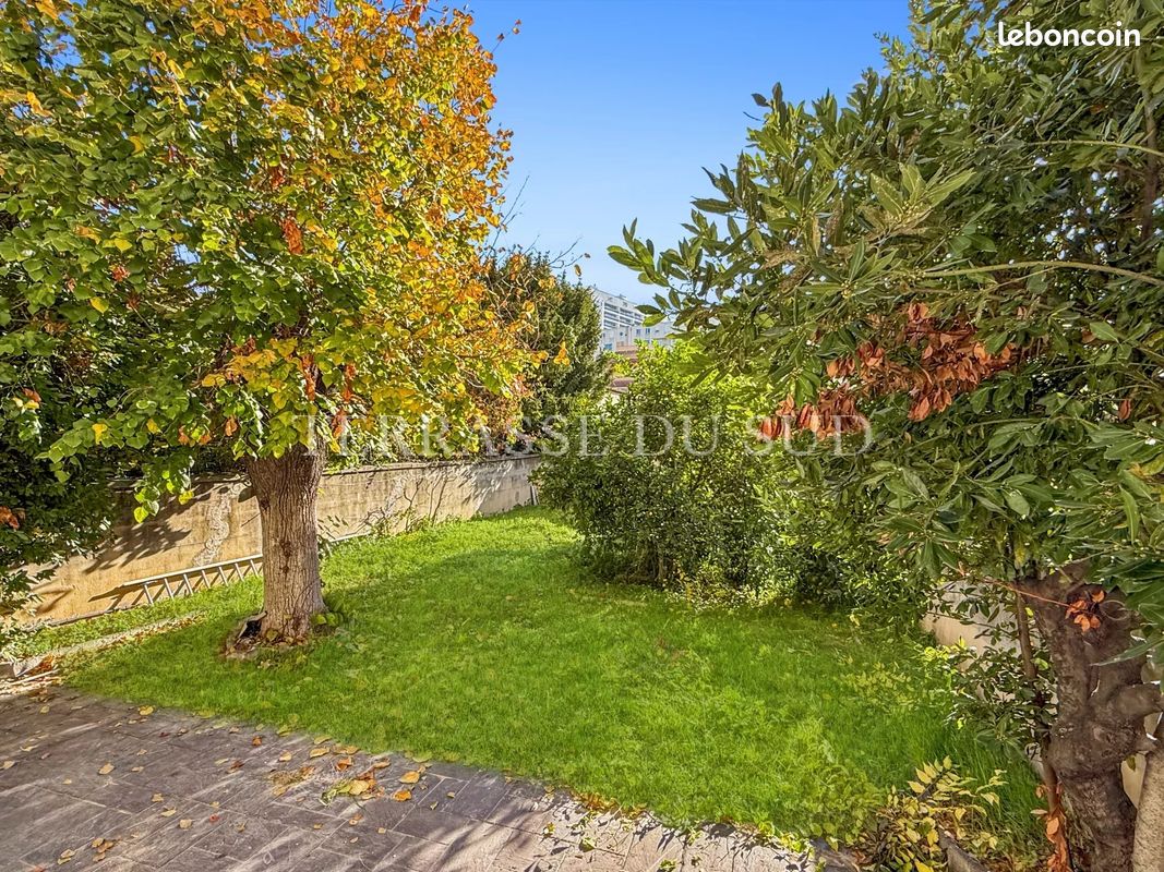 Appartement 3 pièces 101 m²