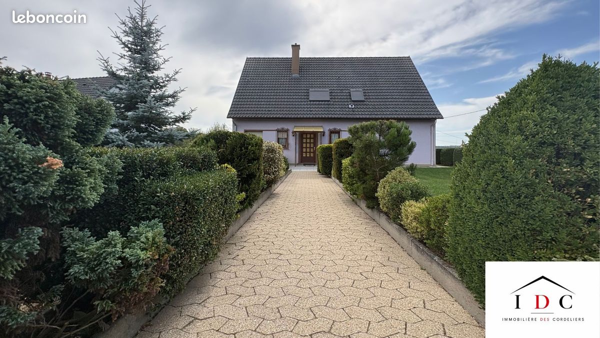 Maison 7 pièces 190 m² · à Phalsbourg · 190 m² · 240 000 €