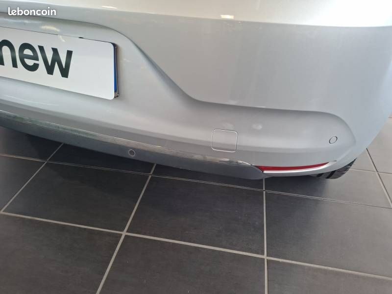 Renault Clio TCe 140 - 21N Intens (image 22)