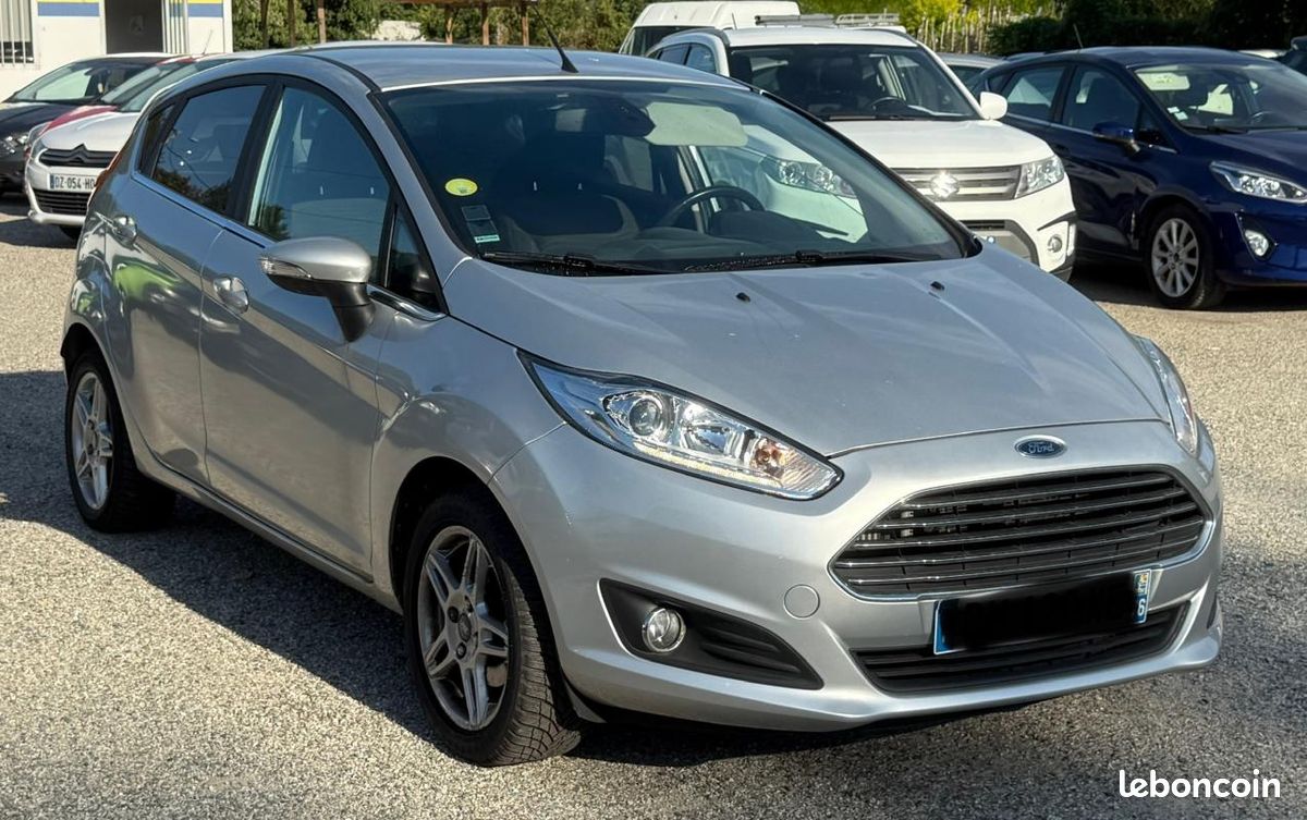 Ford Fiesta IV 1.6 TDCi 95 FAP Titanium 5p (image 2)