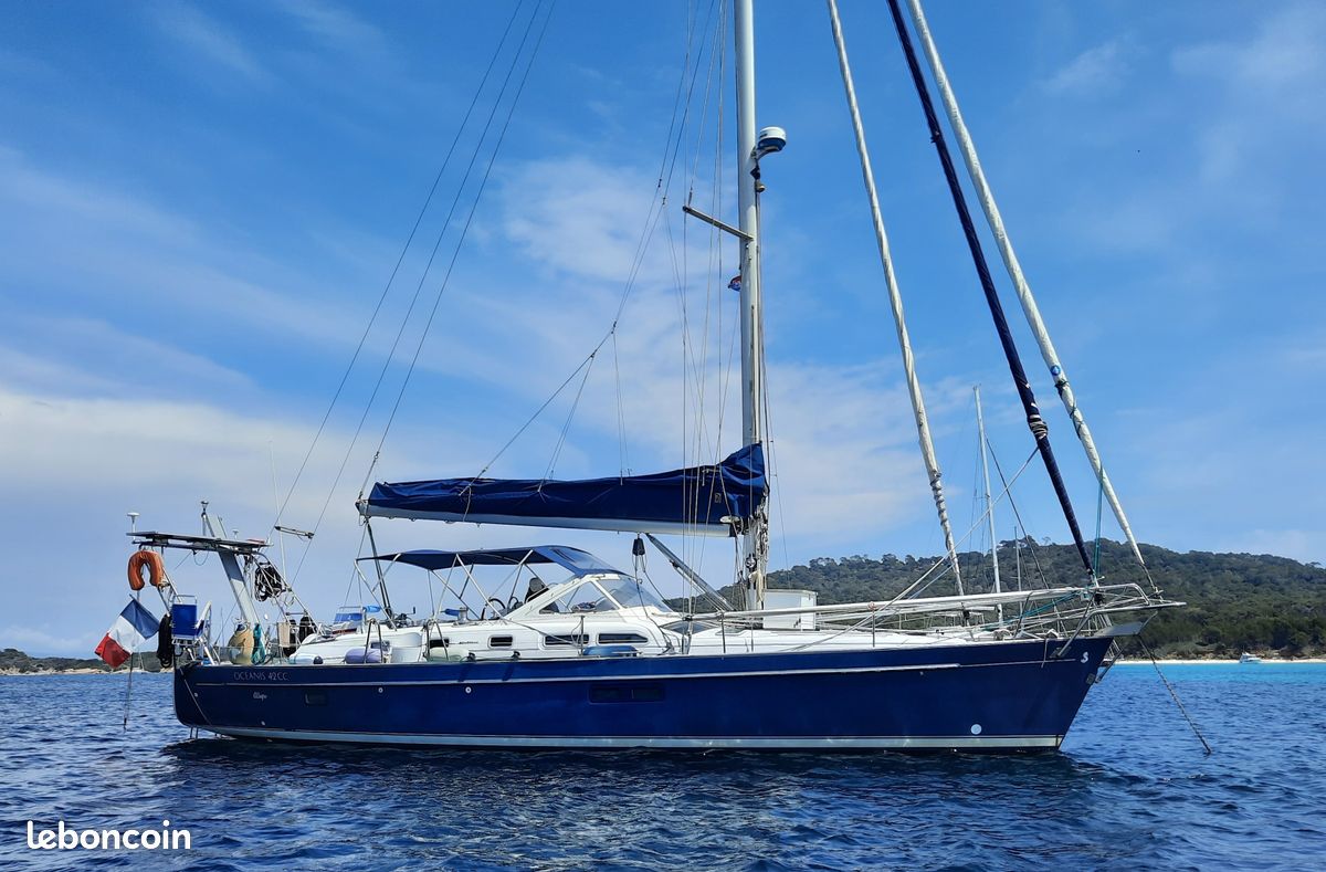 OCEANIS 42 CC (BENETEAU) — View photo 1