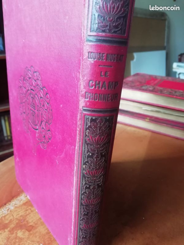 Beau livre ancien le champ d'honneur (image 3)