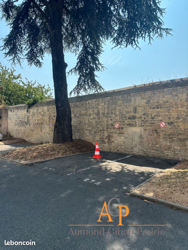 Parking/box CAEN · 65 €/mois
