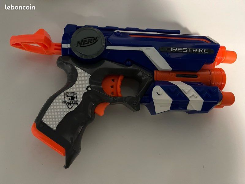 Pistolet nerf fire strike en parfait état (image 1)