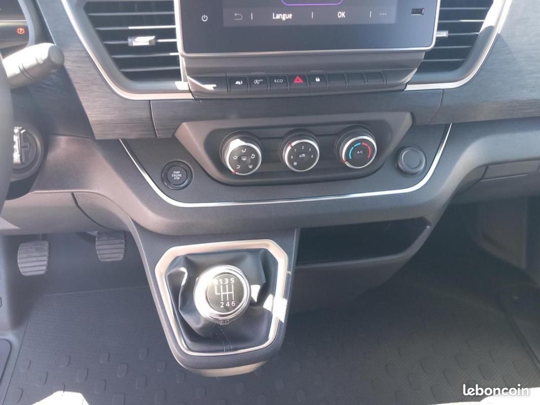Renault Trafic Blue dCi 150 Grand Techno (image 15)