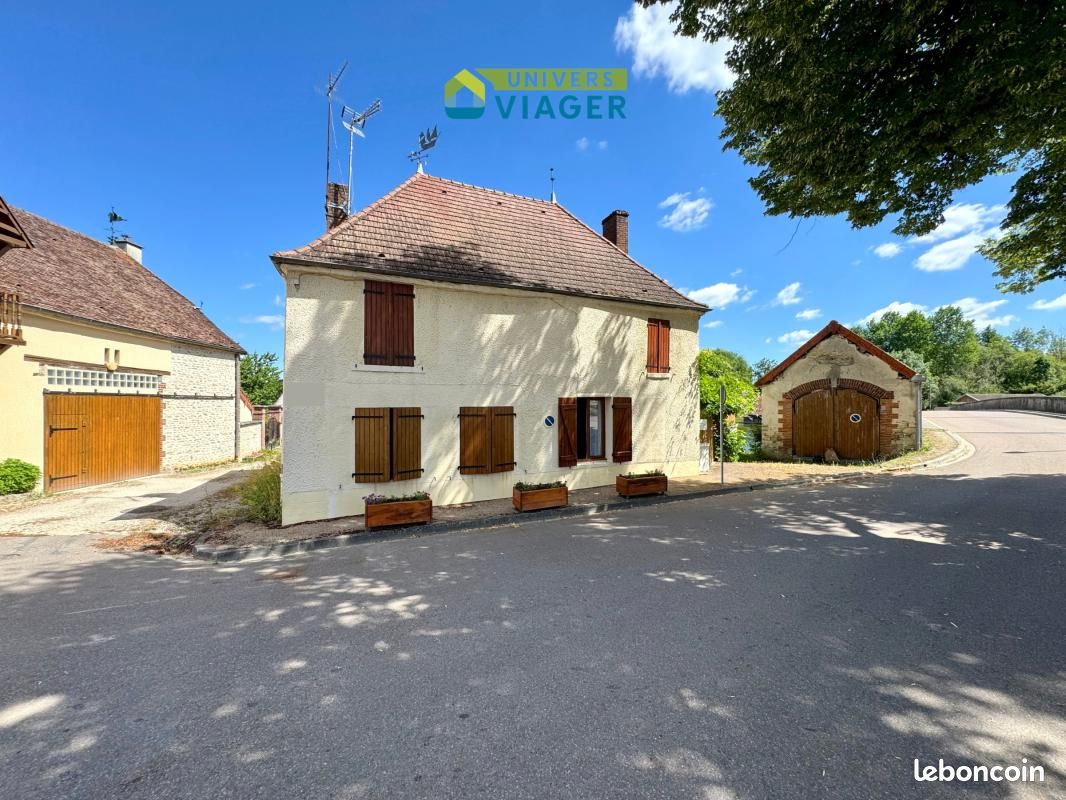 Maison 5 pièces 107 m² · à Fouchères · 107 m² · 42 000 €