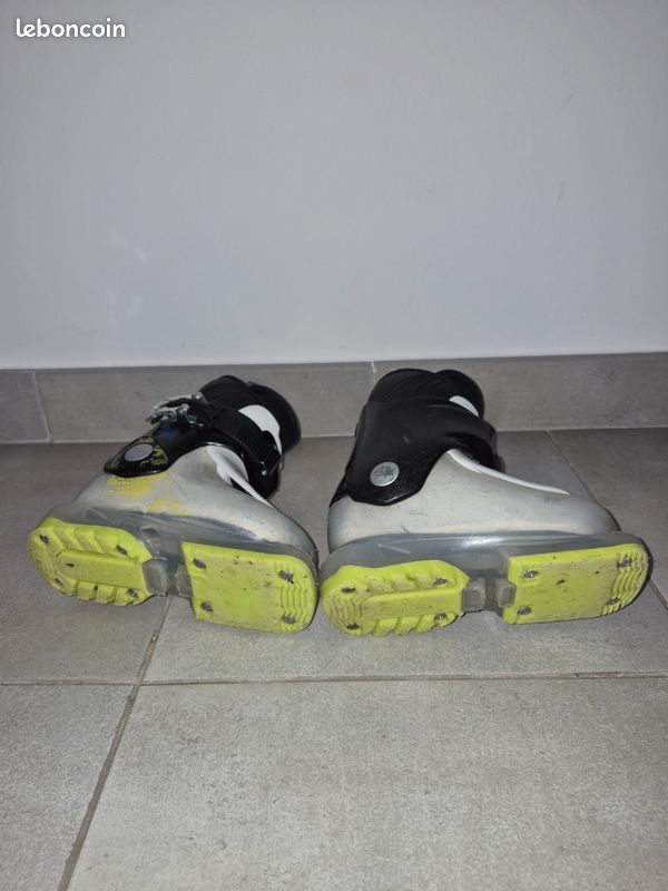 Chaussures De Ski Enfant ATOMIC - Taille 25 (mondopoint 15/15.5) - Occasion Désinfectées