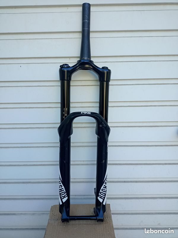 A vendre fourche vtt rockshox pike rct3 160mm 27,5" non boost (image 1)