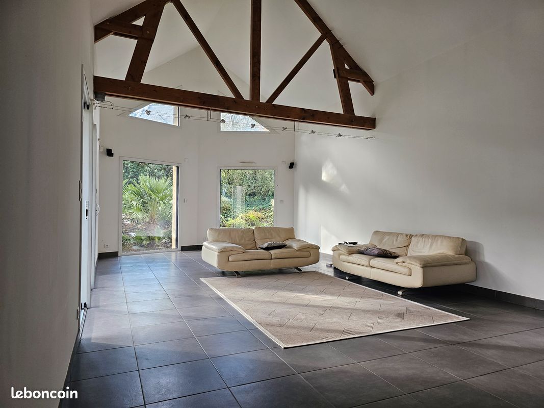 Maison 8 pièces 220 m² · à Sautron · 220 m² · 749 500 €