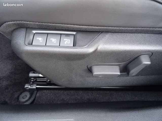 Ds 3 ii 1.5 bluehdi 130 eat8 opera -- full options -- 19000 km (image 8)