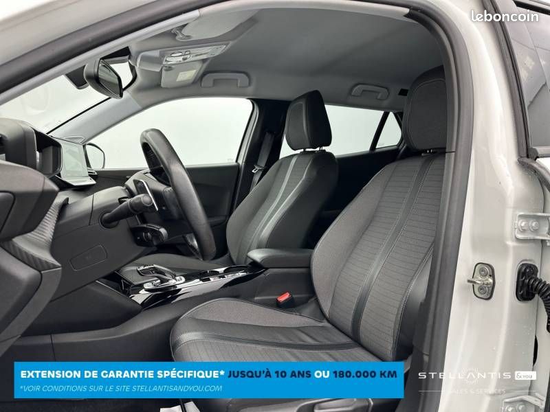 Peugeot 2008 PureTech 130 S&S EAT8 Allure Business (image 9)