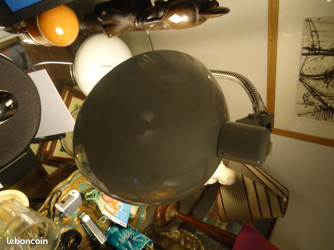 Lampe industrielle à poser (image 4)