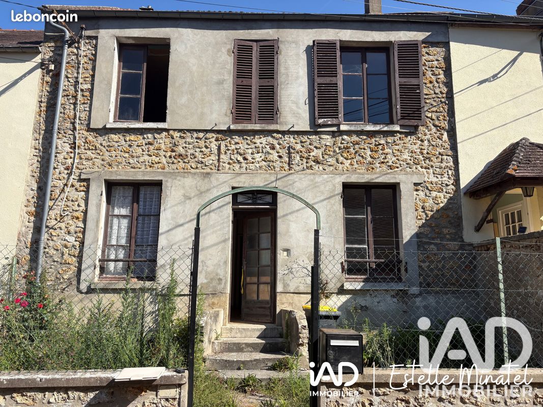 Maison 5 pièces 93 m² · à Aincourt · 93 m² · 133 000 €