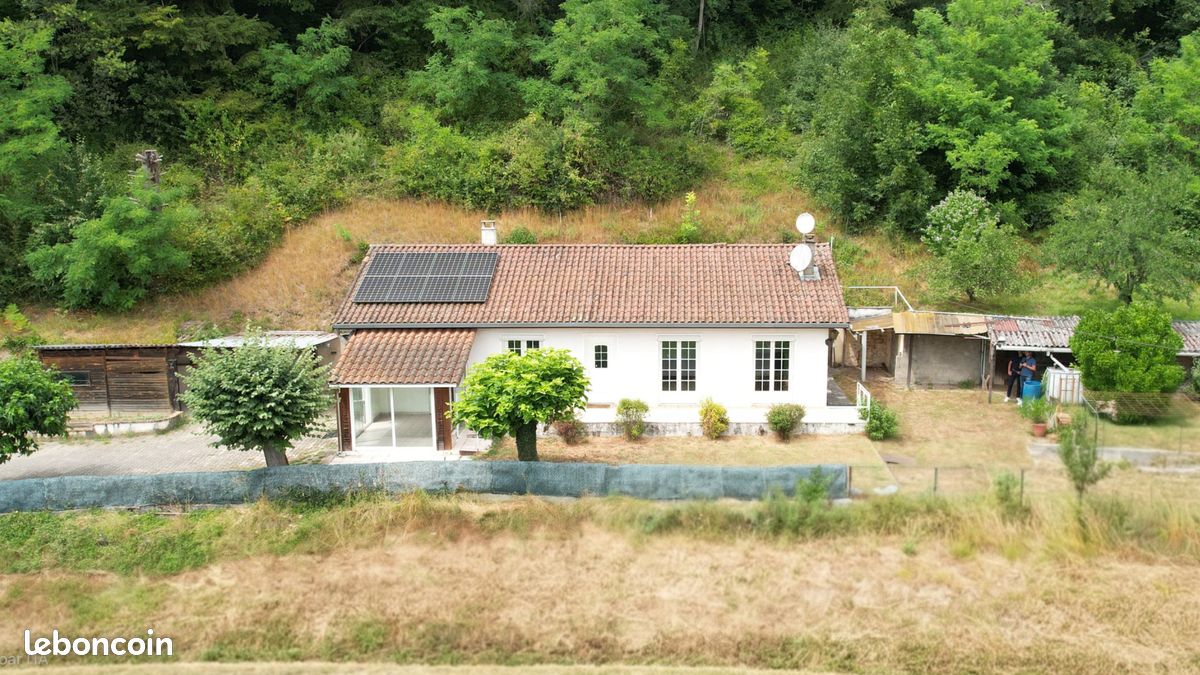 Maison 4 pièces 78 m² · à Oytier-Saint-Oblas · 78 m² · 270 000 €