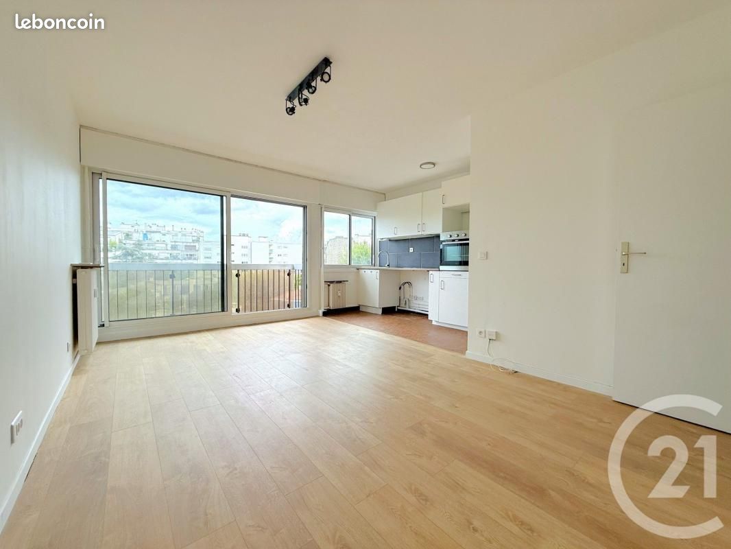 Appartement 1 pièce 30 m² · à Paris · 30 m² · 335 000 €