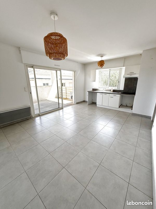 Appartement 2 pièces 42 m² · à Porto-Vecchio · 42 m² · 690 €/mois