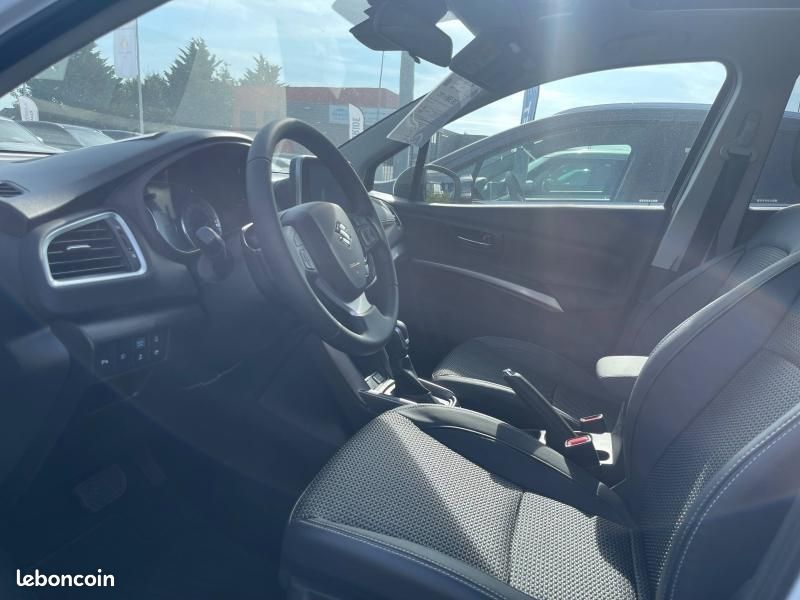 Suzuki S-Cross 1.4 Boosterjet Hybrid 110ch Style Auto MY25 (image 12)