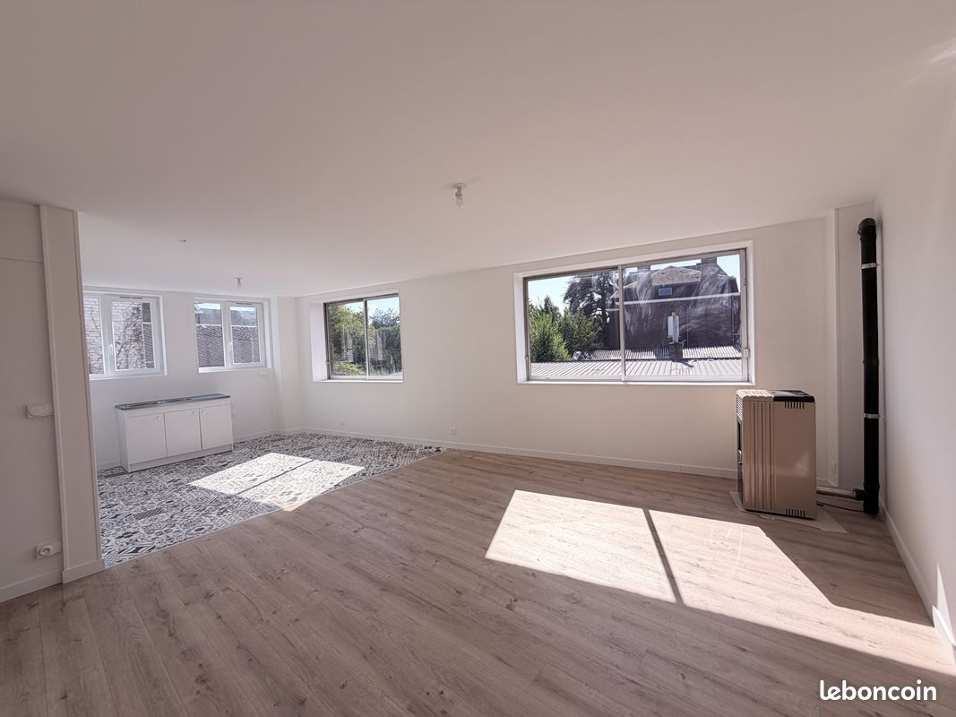 Immeuble 15 pièces 97 m² · à Jeumont · 97 m² · 128 250 €