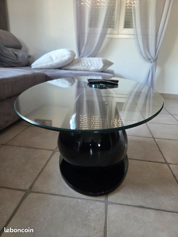 Table basse contemporaine (image 3)