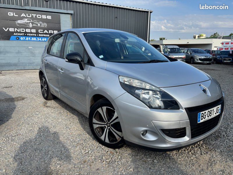 RENAULT SCENIC 3 1.5 dci 110 cv BOSE Boite Automatique (image 1)