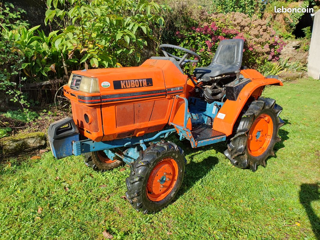 Micro Tracteur KUBOTA 15cv - Matériel agricole