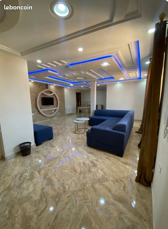 Maison 21 pièces 510 m² · à Paris · 510 m² · 215 000 €