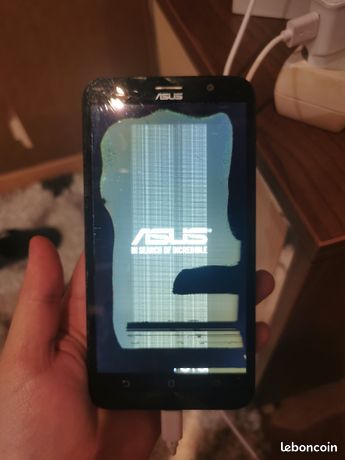 ZenFone 10 (5G) 256 Go, Rouge, Débloqué - Asus