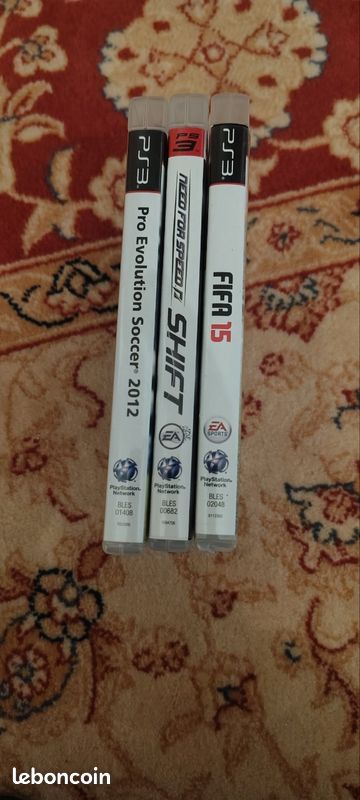 Jeux pour PS 3
8euros les 3 (image 1)