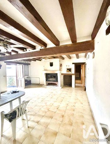 Propriété 10 pièces 223 m²