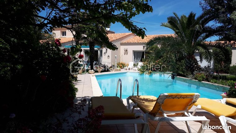 Villa 10 pièces 350 m²