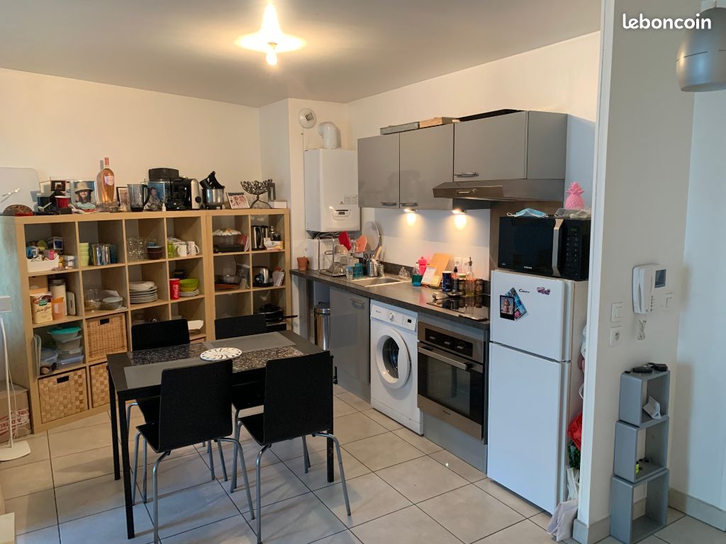 Appartement 3 pièces 53 m² · à Villeurbanne · 53 m² · 979 €