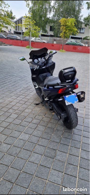 Vend ou échange tmax de 2019 (image 3)