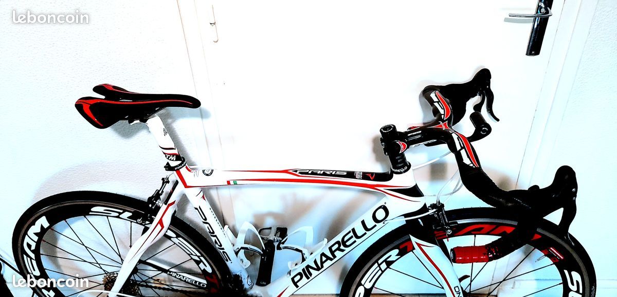 Velo course PINARELLO Paris serie limitée Vélos