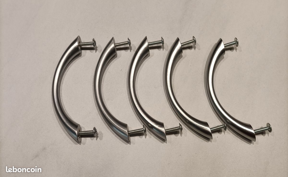 5 poignées pour meuble gris inox (image 2)