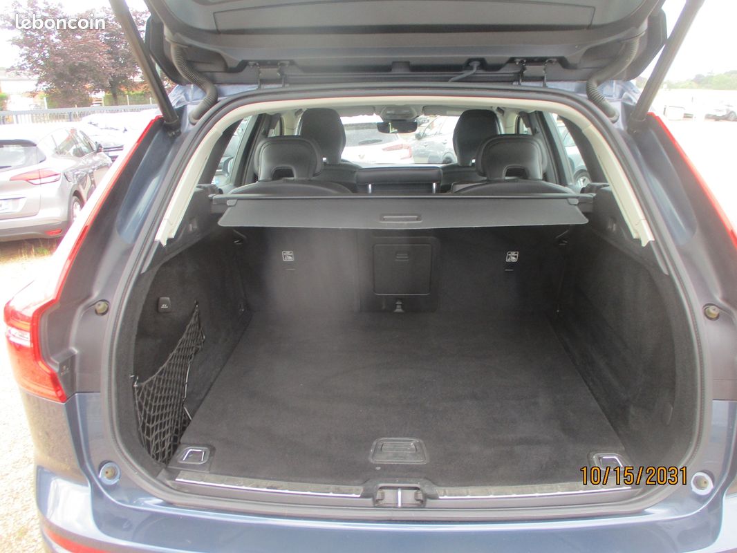 Volvo XC60 B4 197 CH BUSINESS MOMEN BVA B4 ADBLUE 197CH MOMENTUM BUSINESS GEARTRONIC (image 9)