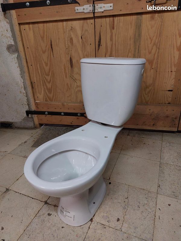 WC en céramique blanc neuf ALLIA (image 1)