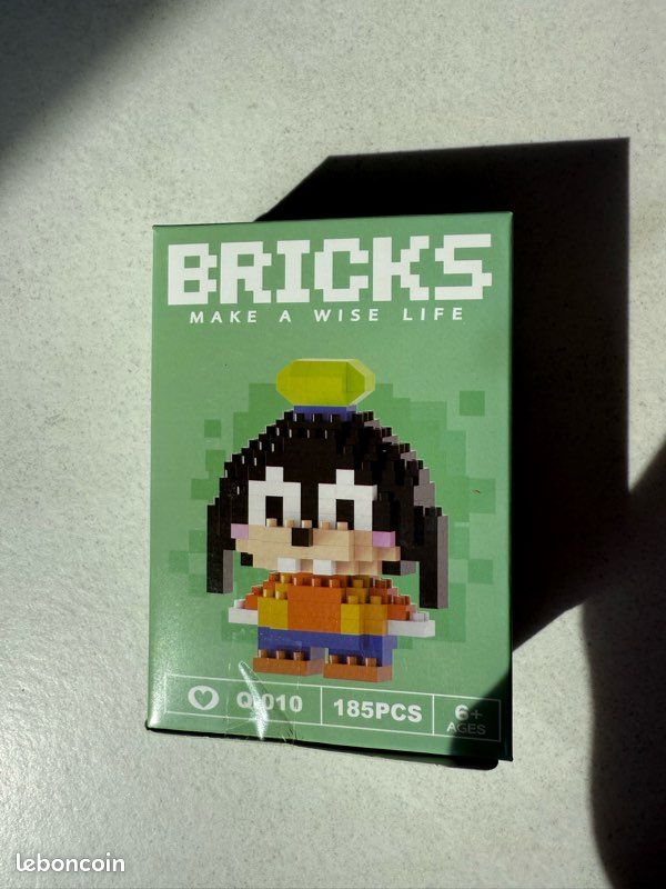 Bricks (image 1)