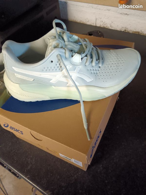 Asics (image 3)