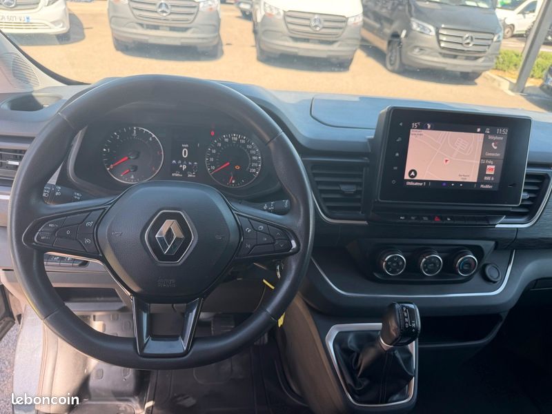 Renault Trafic III Fourgon L1H1 2T8 Grand Confort 2.0 150 ch BVA6 (image 6)