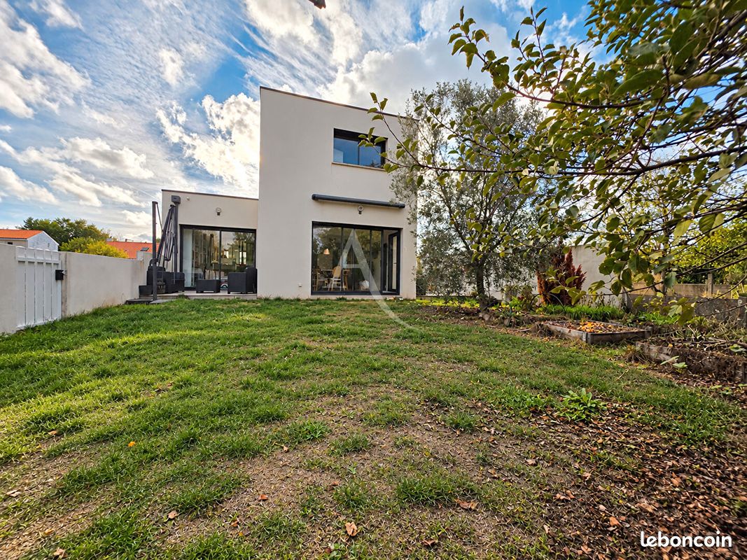 Maison 7 pièces 153 m² · à Bouguenais · 153 m² · 440 800 €