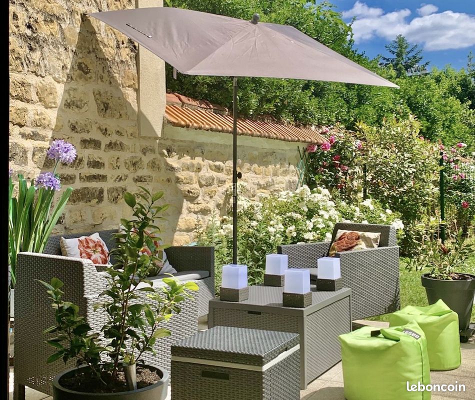 Appartement 3 pièces 99 m² · à Rueil-Malmaison · 99 m² · 2 400 €/mois