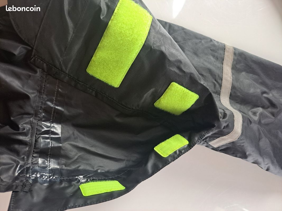 Pantalon de pluie decathlon enfant Vêtements